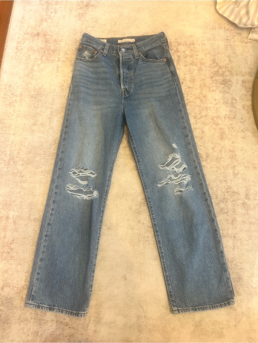 Levi's Ribcage Straight Ankle Distressed Jeans Size 24